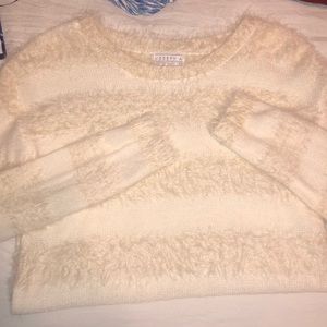 White long sleeve sweater